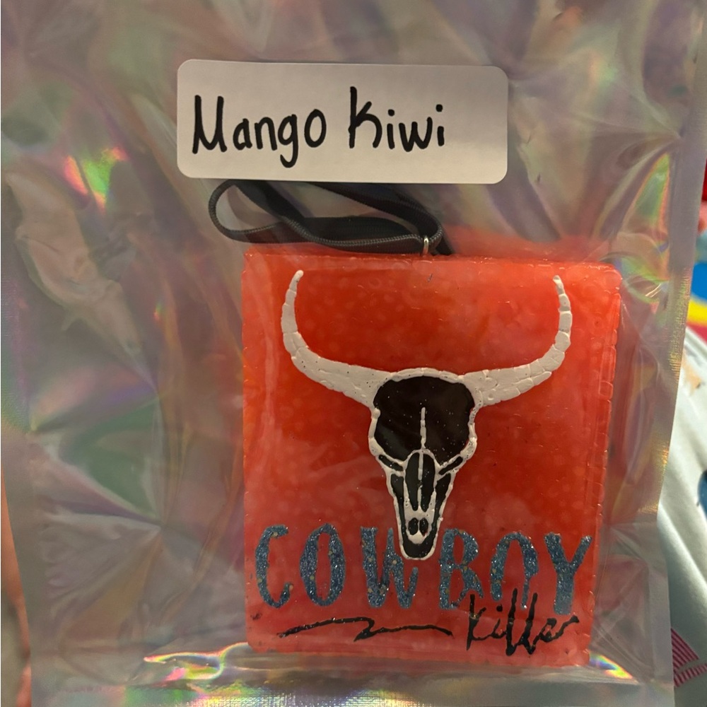 Car freshie. In the fragrance mango kiwi